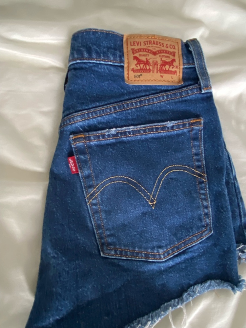 Levis Denim Shorts - Picture 2 of 14